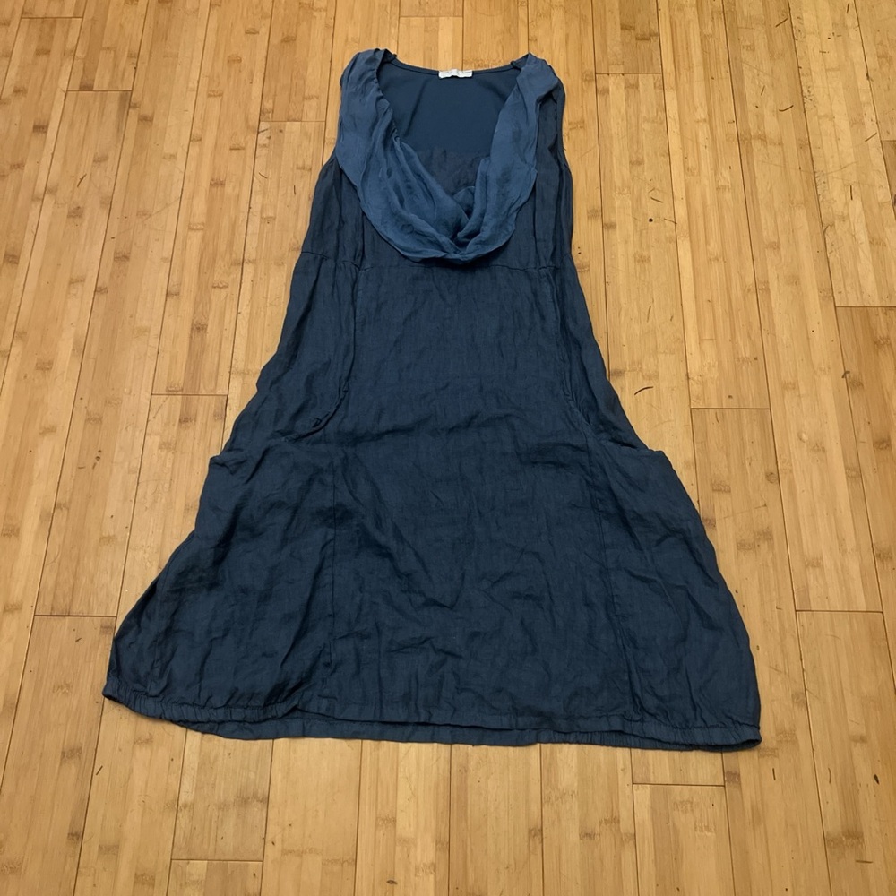 Flowy Blue Sleeveless Dress